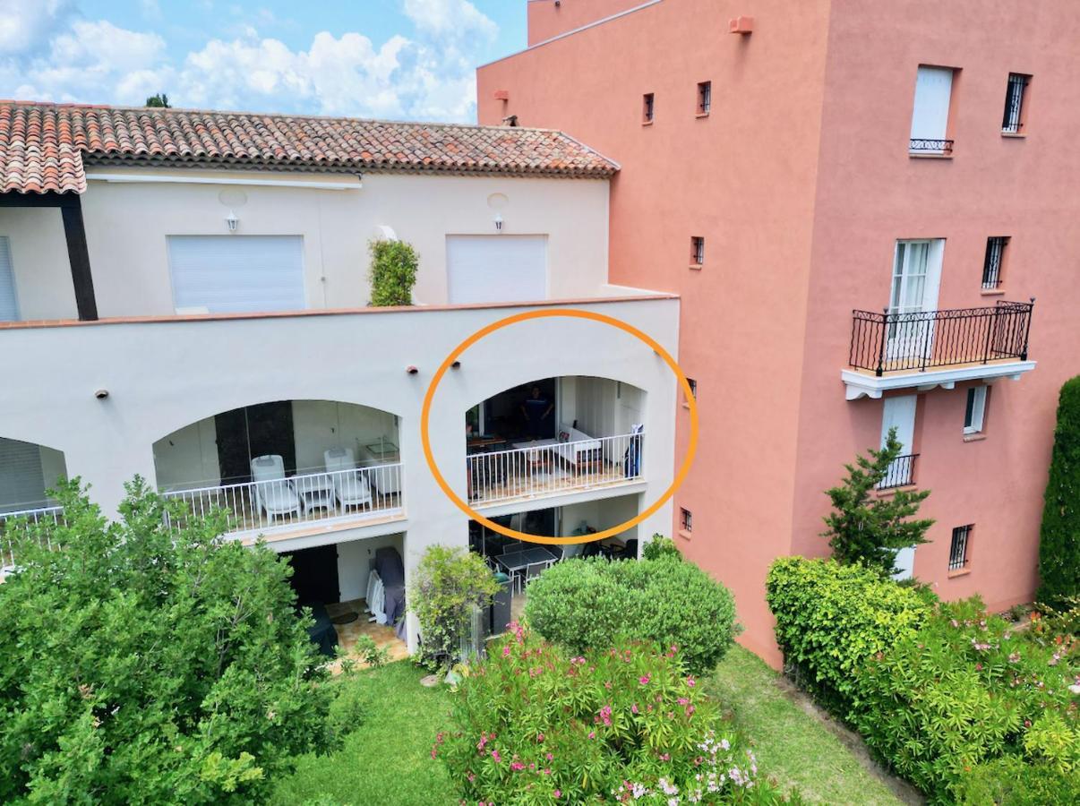 Studio Apartment - Domaine Du Golf Resort Roquebrune-sur Argens Dış mekan fotoğraf
